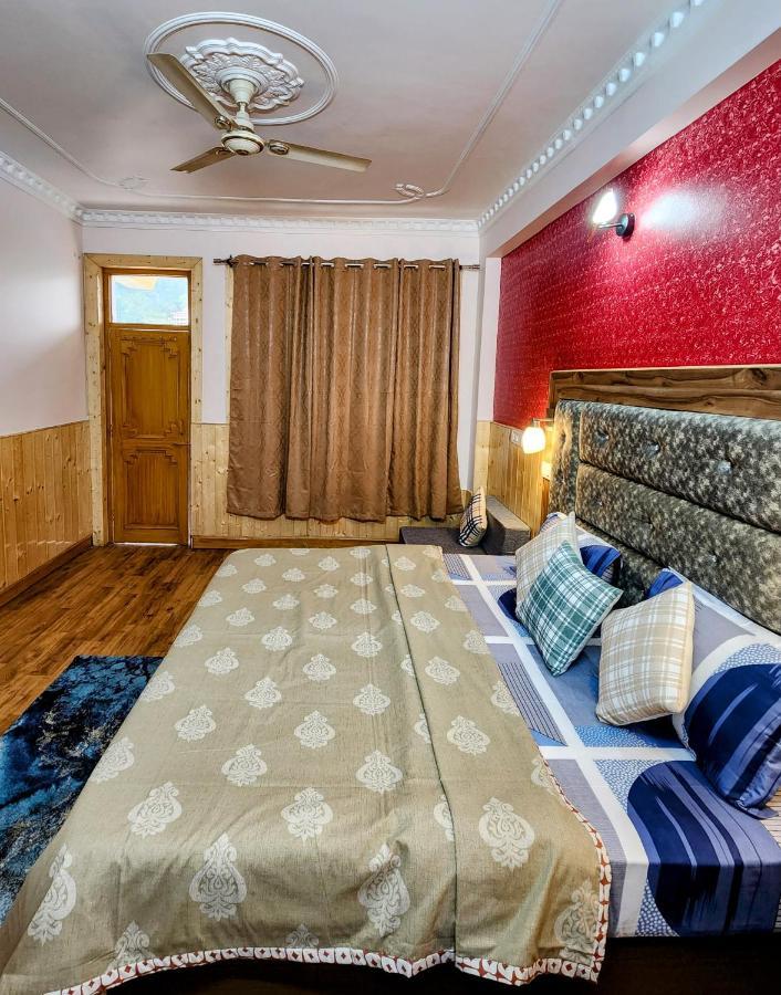 The Bougainvillea, Mcleodganj ダラムシャーラー エクステリア 写真