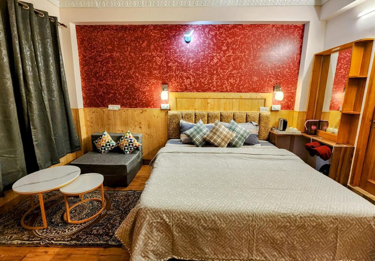 The Bougainvillea, Mcleodganj ダラムシャーラー エクステリア 写真