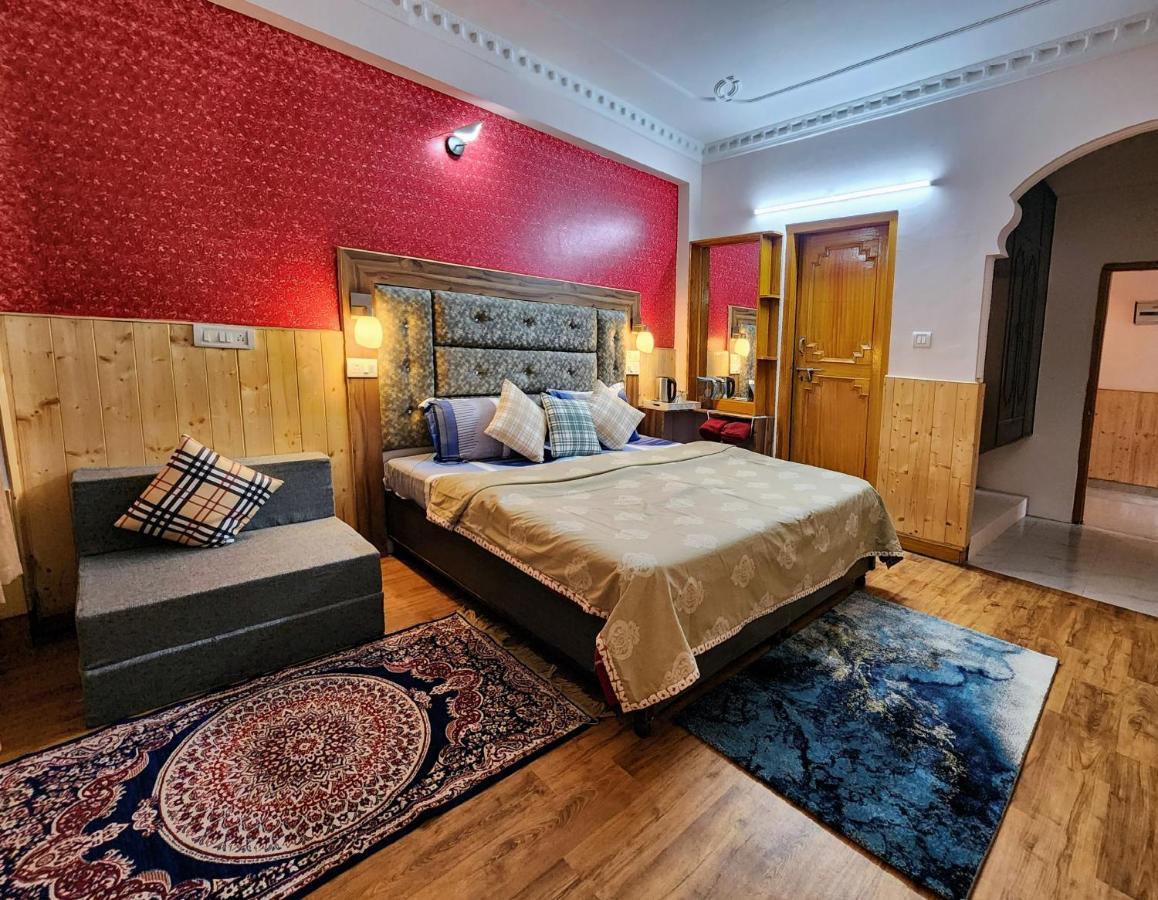 The Bougainvillea, Mcleodganj ダラムシャーラー エクステリア 写真