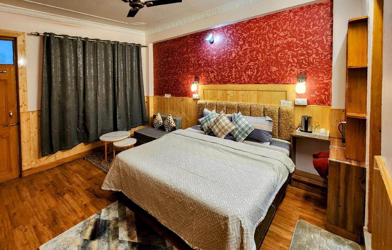The Bougainvillea, Mcleodganj ダラムシャーラー エクステリア 写真