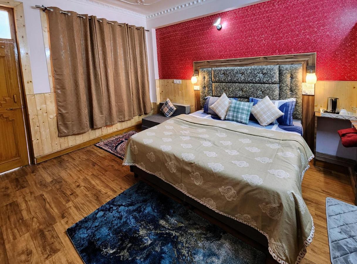 The Bougainvillea, Mcleodganj ダラムシャーラー エクステリア 写真