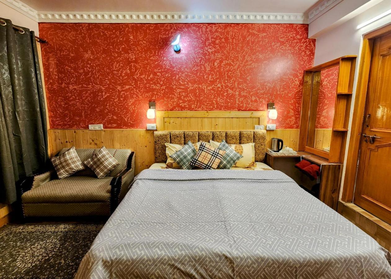 The Bougainvillea, Mcleodganj ダラムシャーラー エクステリア 写真