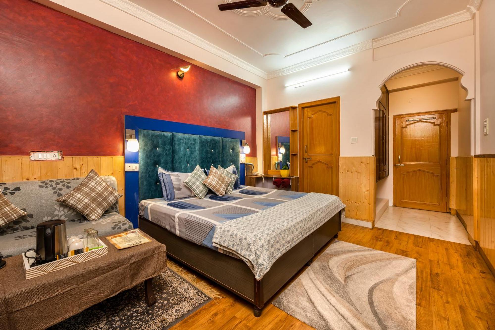 The Bougainvillea, Mcleodganj ダラムシャーラー エクステリア 写真