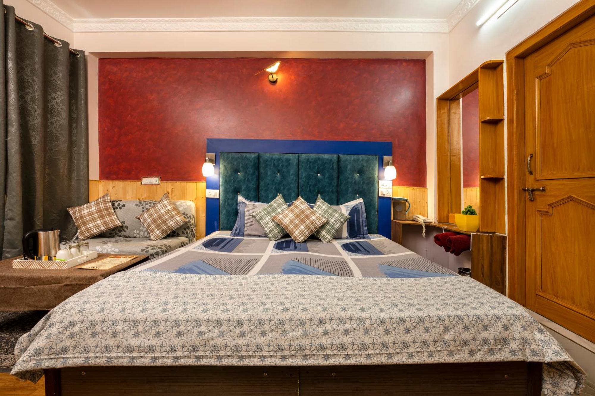 The Bougainvillea, Mcleodganj ダラムシャーラー エクステリア 写真