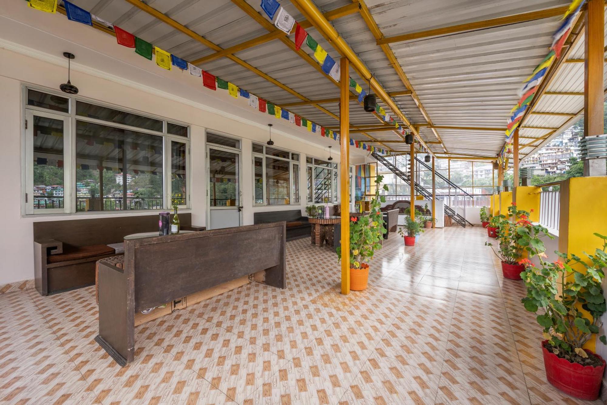 The Bougainvillea, Mcleodganj ダラムシャーラー エクステリア 写真